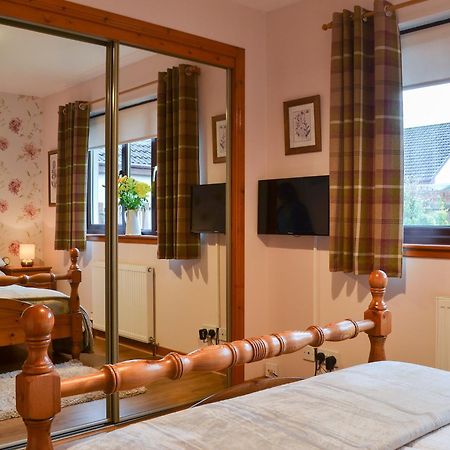 Four Winds Villa Drumnadrochit Bagian luar foto