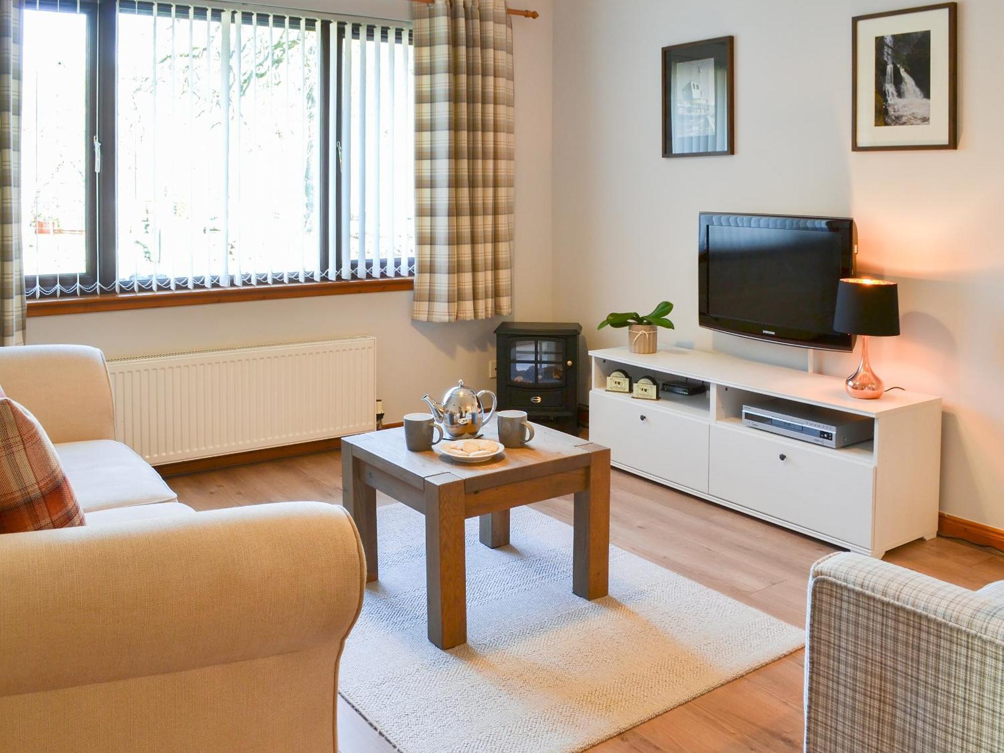 Four Winds Villa Drumnadrochit Bagian luar foto